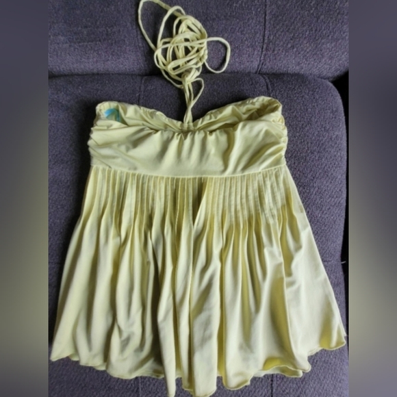 Marciano halter tank with neck tie in size xs/s. - Picture 2 of 3